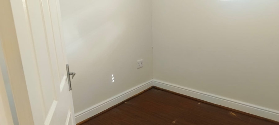 3 Bedroom Property for Sale in Sandbaai Western Cape